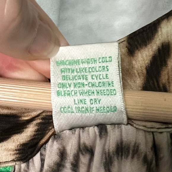 Laura Ashley Leopard Print Butterfly Sleeve Ruched Women's Top - Large - Picture 9 of 11